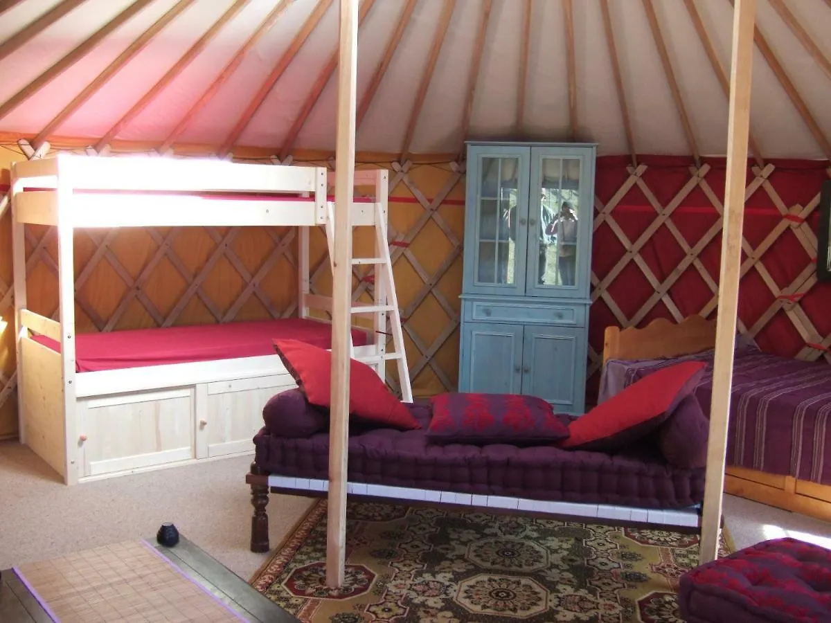 Luxury tent Domaine Du Rocher St-Loup Vif France
